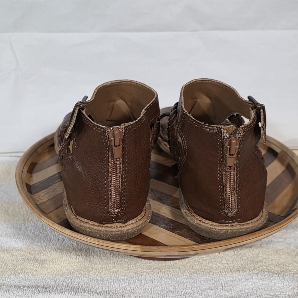 B.O.C by Born Women's Melinda Gladiator Sandal size 10 Brown Stappy - Picture 10 of 16